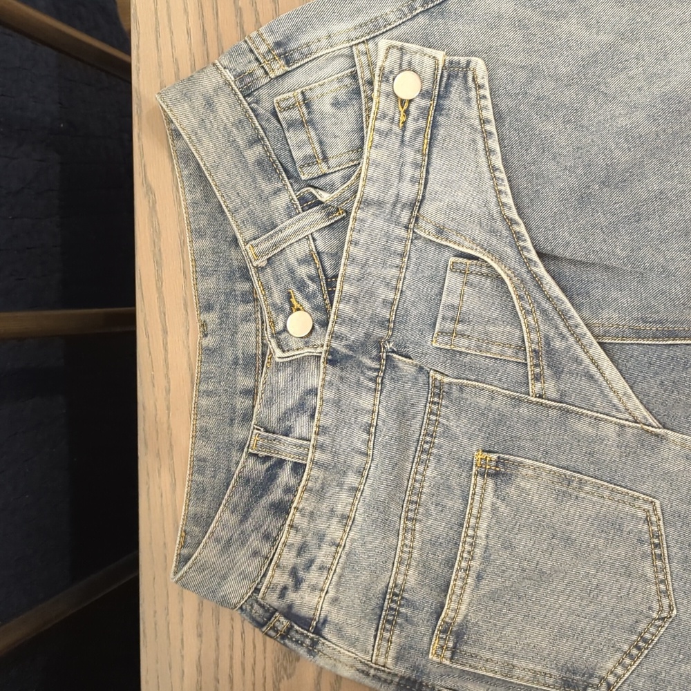 NWT UNLABELED Crossover Jeans - Picture 6 of 7